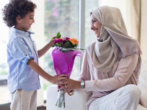 محوريّة المرأة في الأعياد