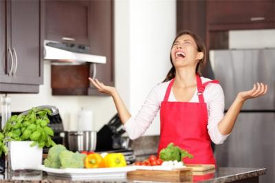 أشهر عادات المطبخ الخاطئة.. لا تفعليها