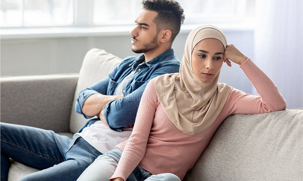 أخطاء صغيرة تهدد سعادة الزواج: 3 عادات يومية تضعف العلاقة من حيث لا ندري