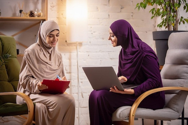 دور المرأة في الإسلام: اقتصاد، ثقافة وأمن اجتماعي
