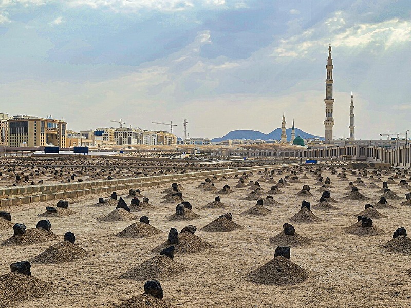 النساء المدفونات في البقيع
